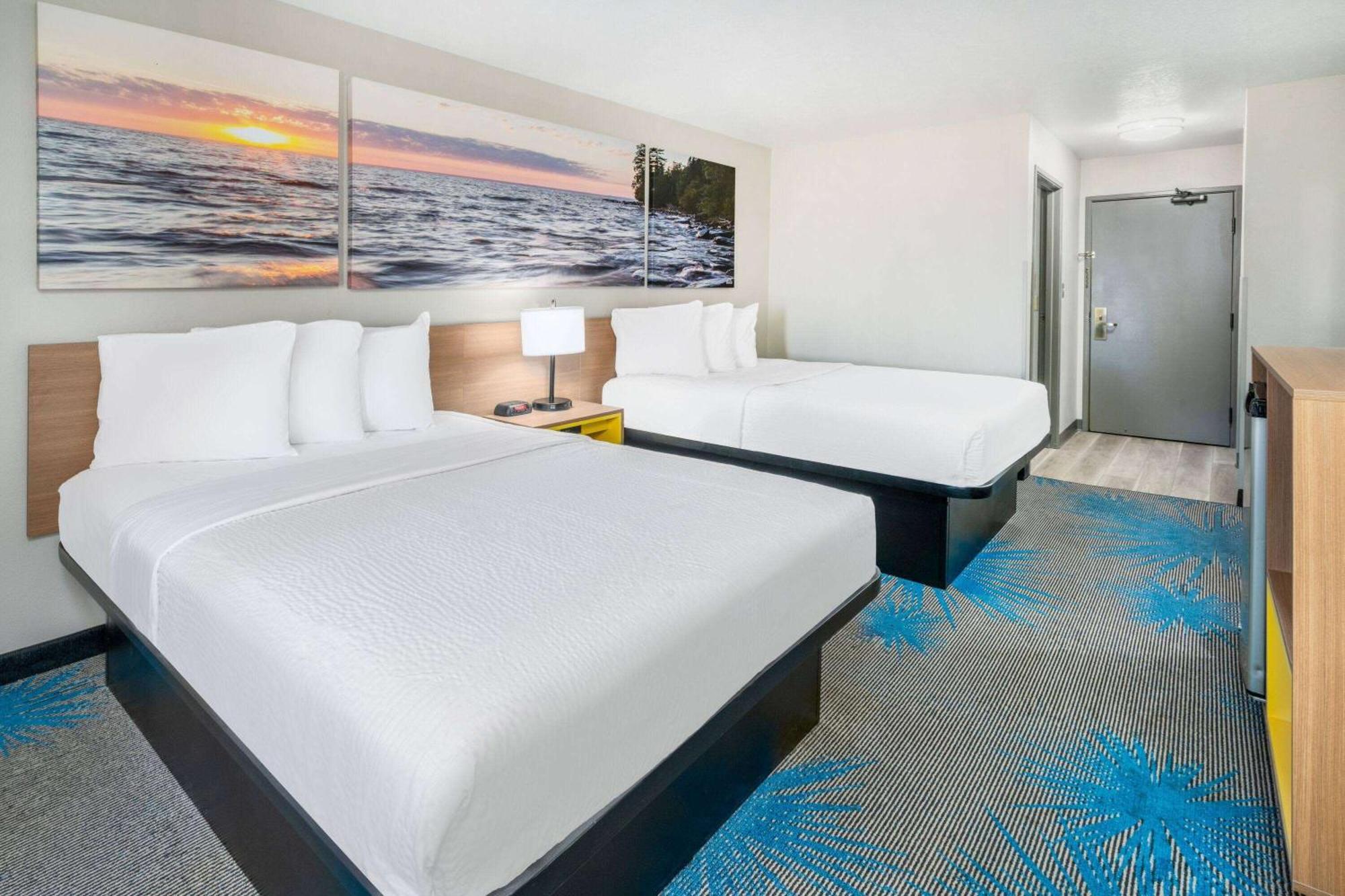 Days Inn By Wyndham Los Lunas Exterior photo