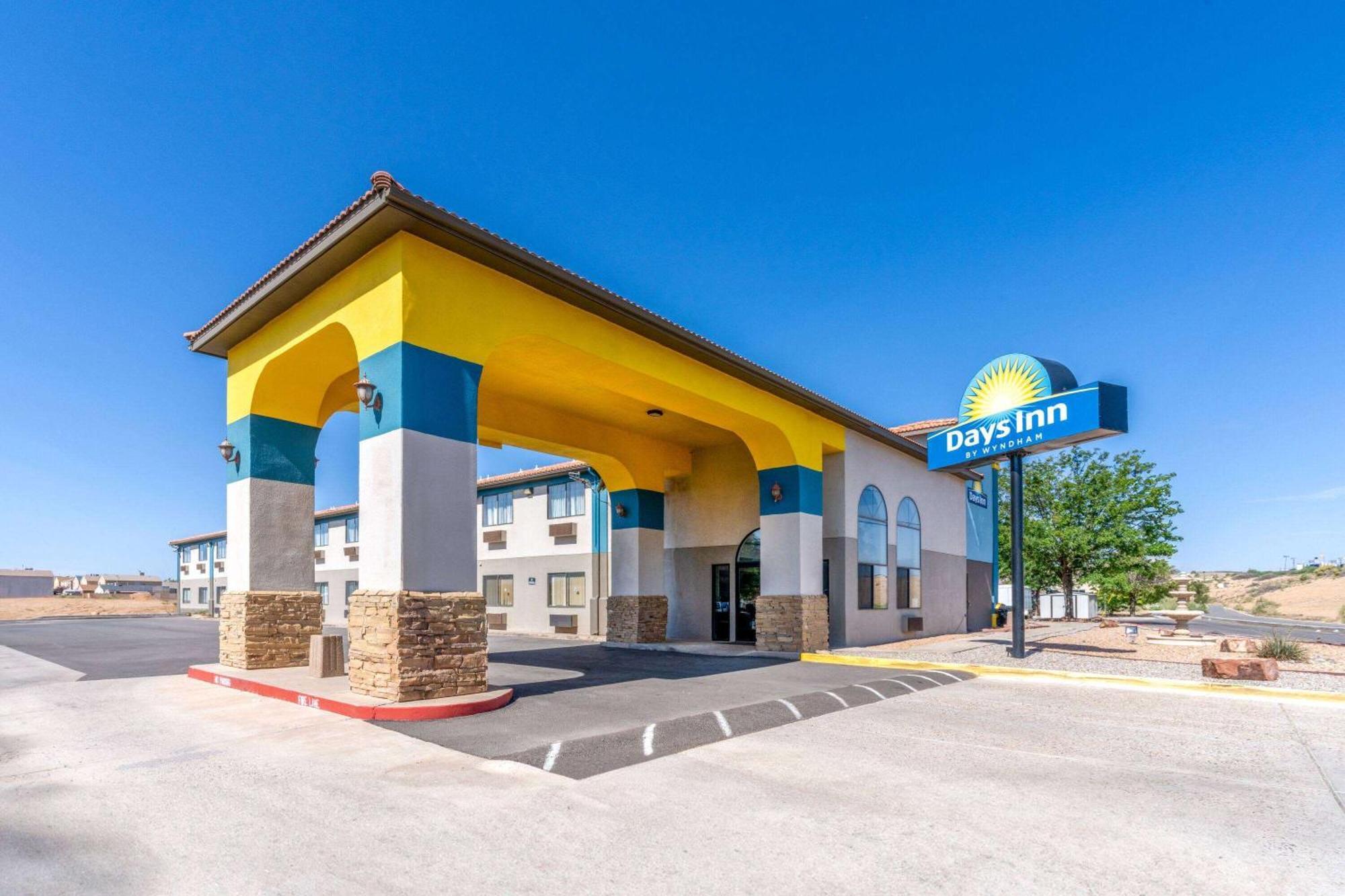 Days Inn By Wyndham Los Lunas Exterior photo